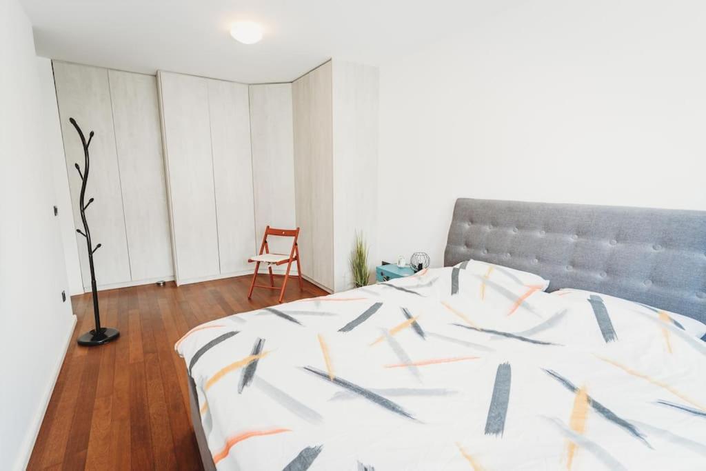 Appartement Cozy Nest In Quiet Neighbourhood, Free Parking